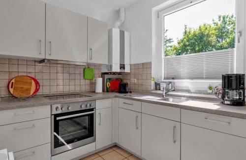 Warwerort Apartment | Apartment Seeschwalbe by Interhome
