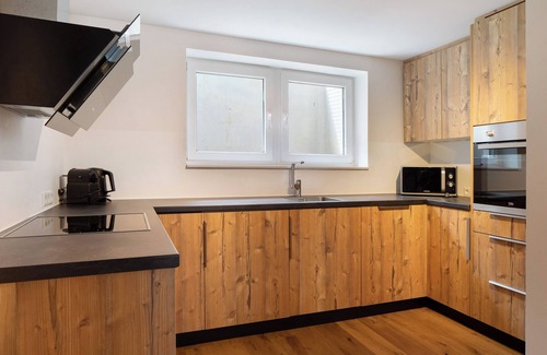 Hofsgrund Apartment | Apartment 'Selinas Und Gentjanas Kuckucksnest' with Mountain View, Shared Garden and Wi-Fi