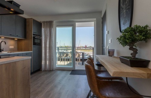 Sint-Annaland Apartment | Apartment Sint Annaland with Marina Views