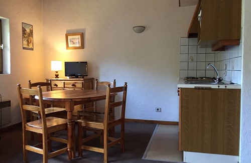 Les Houches Apartment | Apartment sleeps 6/7, in the heart of Les Houches, Chamonix valley