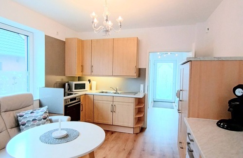 Neuenwalde Apartment | Apartment "Sloop Fein" with Private Terrace & Wi-Fi