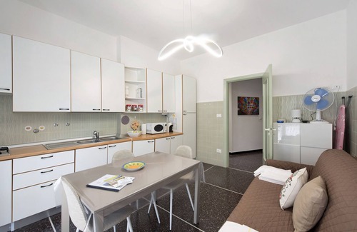 Arenzano Apartment | Apartment 'Soleluna' with Balcony and Wi-Fi