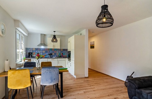 Norden Apartment | Apartment 'Sonnenschein' with Private Terrace and Private Garden
