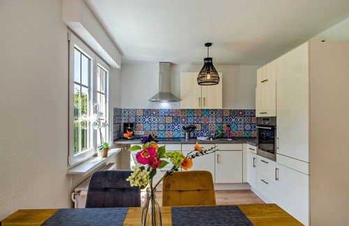 Norden Apartment | Apartment 'Sonnenschein' with Private Terrace and Private Garden