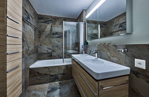 Klosters-Serneus Apartment | "Apartment Sophie" with Private Terrace & Wi-Fi