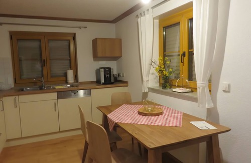 Bad Bellingen Apartment | Apartment 'Stübele' with Shared Terrace, Shared Garden and Wi-Fi