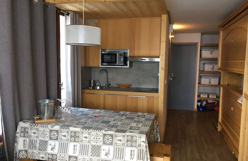 Val Claret Apartment | APARTMENT standing, 6 pers, calm, true skis on the feet facing large motte