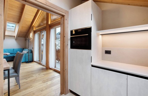 Bormio Apartment | Apartment 'Stelvio' with Mountain View, Balcony and Wi-Fi