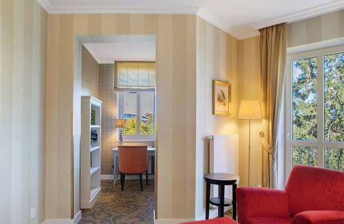 Masserberg Apartment | Apartment 'Suite 23' with Mountain View, Shared Terrace and Wi-Fi
