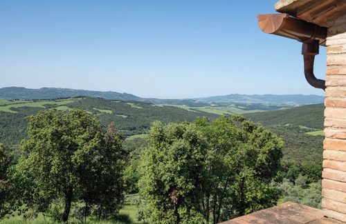 Gambassi Terme Apartment | Apartment surrounded by greenery near San Gimignano and Volterra