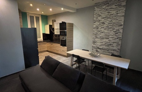 4th Arrondissement Apartment | Apartment T2 equipped, 1 bedroom, Marseille Chartreux close to amenities