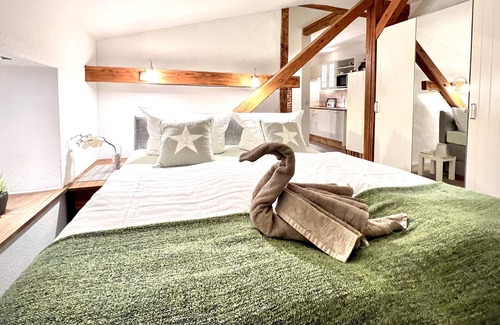 Daenschendorf Apartment | Apartment "Teichblick" with Private Balcony & Wi-Fi