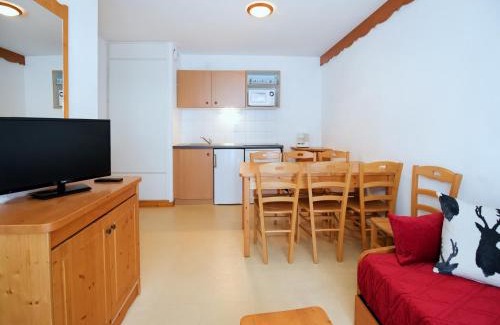 Bramans Apartment | Apartment Termignon 50m from Ski Lift