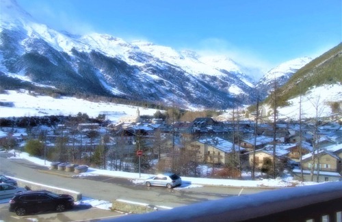 Bramans Apartment | Apartment Termignon near Ski Gondola