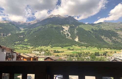 Bramans Apartment | Apartment Termignon near Ski Gondola