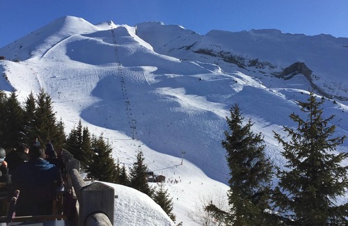 La Clusaz Apartment | APARTMENT TERRACE AT THE FOOT OF THE SLOPES DEPARTURE AND RETURN BY SKI IF SUFFICIENT SNOW