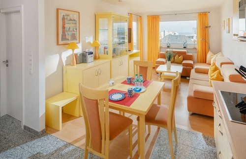 Norderney Apartment | Apartment 'Terracotta' with Balcony and Wi-Fi