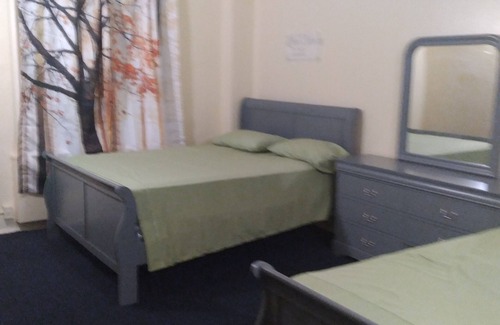 Parkchester House | Apartment that feels like Home
