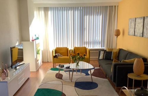 Landen Apartment | Apartment The Ooievaar 10 min from the center of The Hague