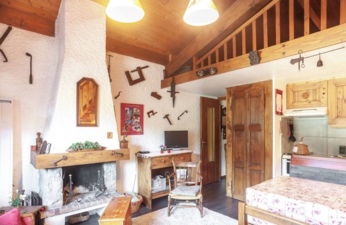 Saint-Jean-de-Sixt Apartment | Apartment 'Tournette' close to Le Grand-Bornand with Mountain View, Balcony