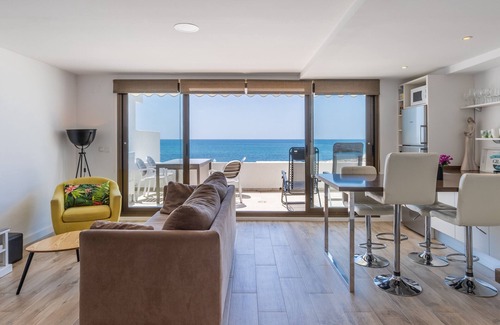 Altea Apartment | Apartment 'Top First Line Altea' with Sea View, Wi-Fi and Air Conditioning