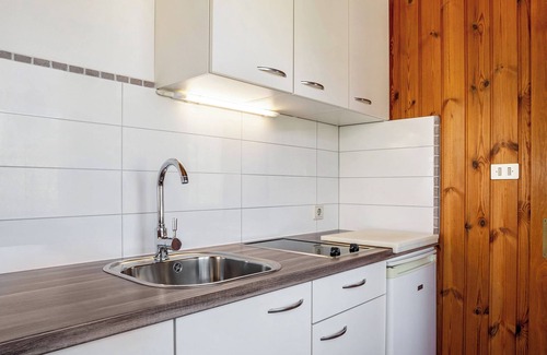 Naturno Apartment | Apartment 'Typ B Haus Pöder' with Mountain View, Shared Garden and Wi-Fi