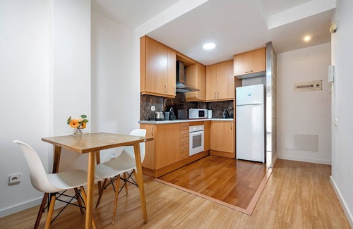 Tarragona Apartment | Apartment 'Una Joya' with Balcony, Wi-Fi and Air Conditioning