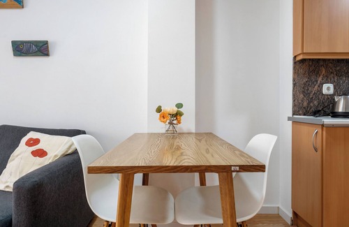 Tarragona Apartment | Apartment 'Una Joya' with Balcony, Wi-Fi and Air Conditioning