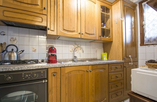 Isolotto Apartment | Apartment up to 4 people with terrace and private parking