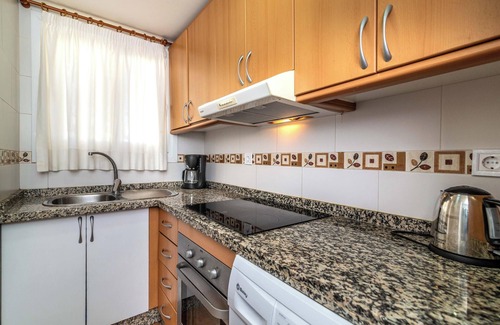 Marbella City Centre Apartment | Apartment 'Urban beach Imperator' with Sea View, Pool, A/C & Wi-Fi