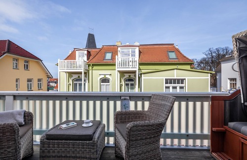 Kuehlungsborn Apartment | Apartment 'Valencia Am Rosenhof' with Sea View, Shared Garden and Wi-Fi