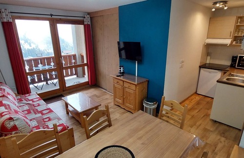 Valmeinier Apartment | Apartment "Valmeinier 1800" with Mountain View & Shared Pool