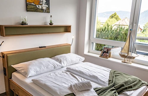 Annenheim Apartment | Apartment Verditz with lake view