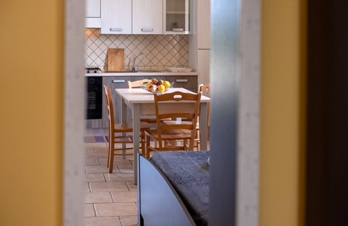 Uggiano la Chiesa Apartment | Apartment 'Villa Maddalena - Monolocale 3' close to the Sea with Garden & Wi-Fi