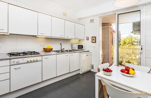 Poblenou Apartment | Apartment Vila Olimpica Sant Marti by Interhome