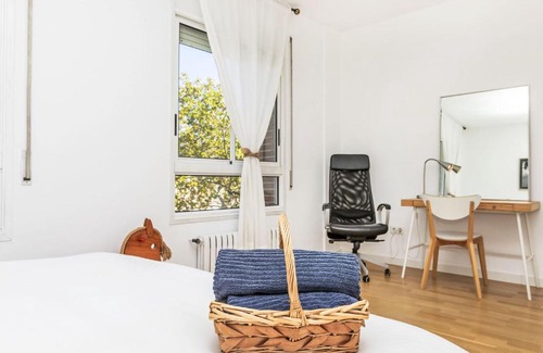 Poblenou Apartment | Apartment Vila Olimpica Sant Marti by Interhome