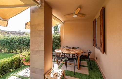 Tirrenia Apartment | Apartment 'Villa Preziosa in Tirrenia' with Private Terrace, Wi-Fi and Air Conditioning
