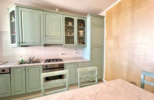 Spotorno Apartment | Apartment "Villetta My Sea" with Sea View and Wi-Fi
