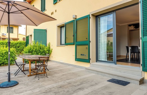 Vinci Apartment | Apartment 'Vinsantaia' with Shared Pool, Wi-Fi and Air Conditioning