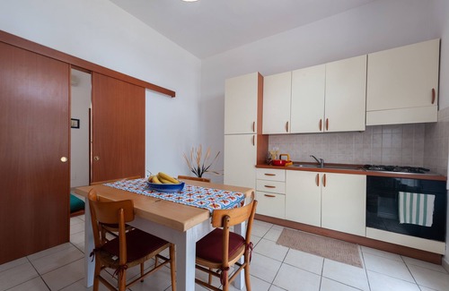 San Cataldo Apartment | Apartment 'Vista Mare' with Sea View, Private Terrace and Air Conditioning