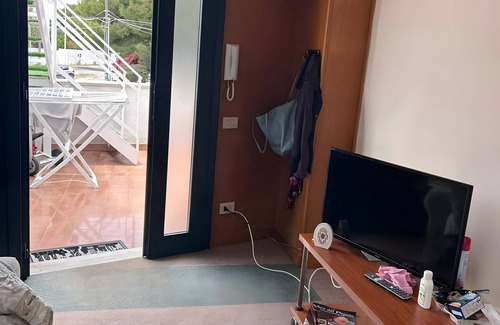 Leporano Marina Apartment | Apartment 'Vivì' with Sea View and Wi-Fi