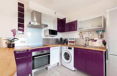 La Ciotat Apartment | Apartment 'Vue Mer' with Sea View, Private Terrace and Wi-Fi