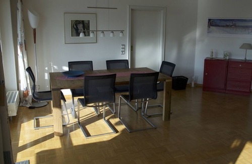 Ludwigshafen Apartment | Apartment with a spacious balcony and lake view
