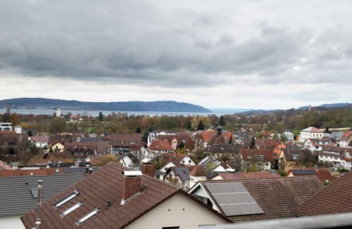Uhldingen-Muehlhofen Apartment | Apartment 'Weitblick' with Lake View, Balcony and Wi-Fi