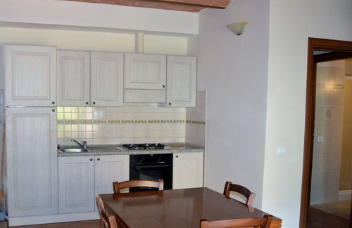 Casalappi Apartment | APARTMENT WITH PRIVATE GARDEN IN MEDIEVAL VILLAGE NEAR THE SEA,
