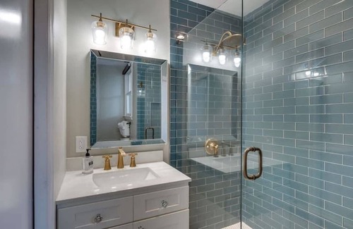 Thunderbolt House | Apartment w/ Pool & Gazebo-Swanky Savannah Style