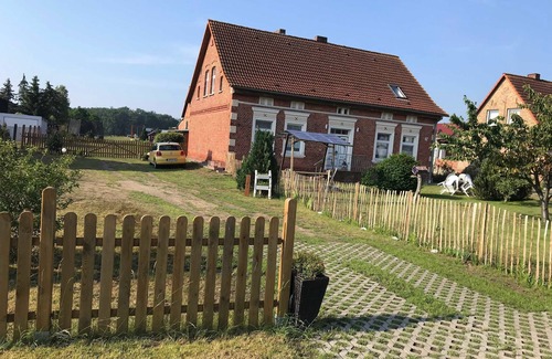 Monkebude Apartment | Apartment Wiebke (1) - Family holiday in the fishing village (WLAN incl.)