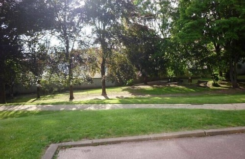 Village Apartment | Apartment with terrace in FONTENAY sous BOIS