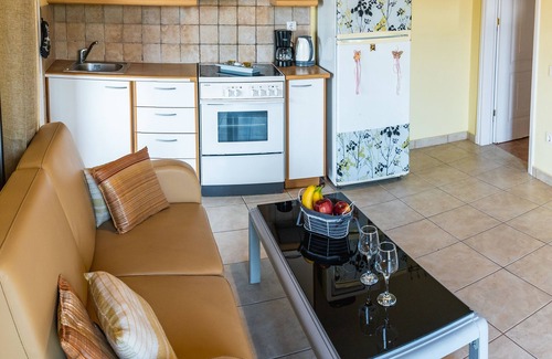 Alepou Apartment | Apartment with 2 Big Sunny Verandas