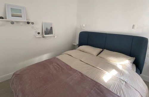 Tenno Apartment | Apartment with a view of the lake